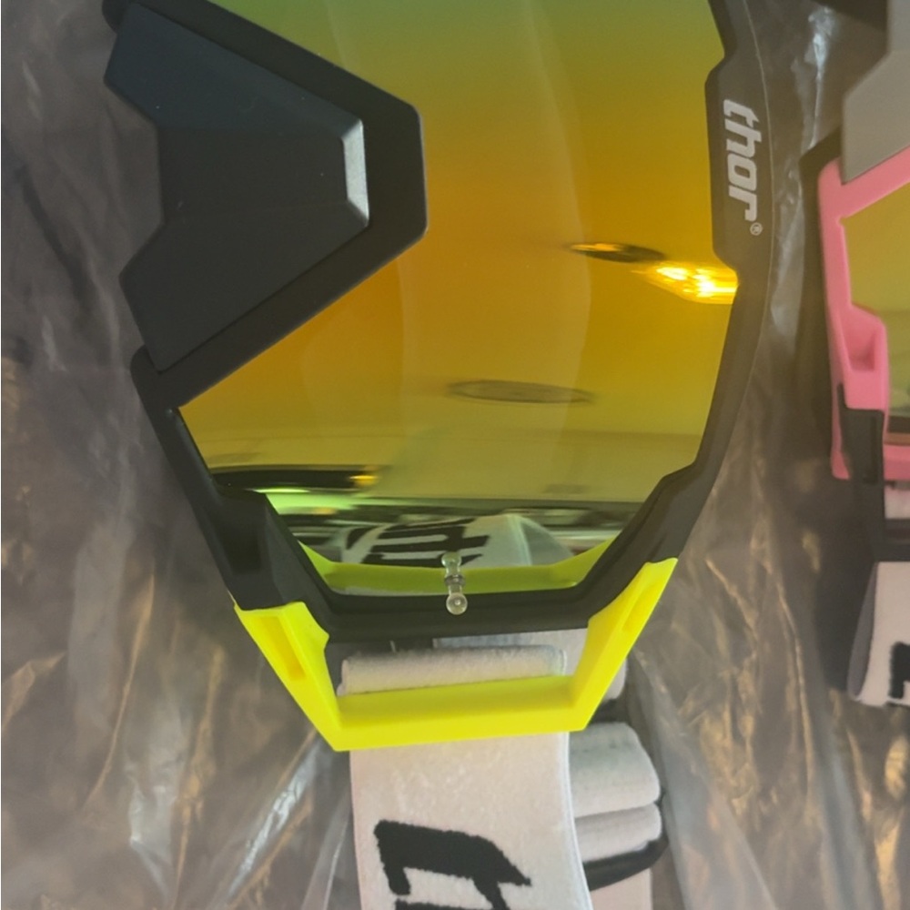 Thor Multi-Color Racing Goggles - Picture 2 of 6